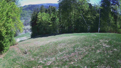 Prostřední část sjezdovky a snowpark