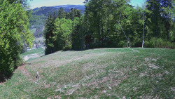 Prostřední část sjezdovky a snowpark