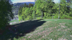 Prostřední část sjezdovky a snowpark