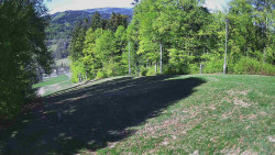Prostřední část sjezdovky a snowpark