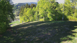 Prostřední část sjezdovky a snowpark