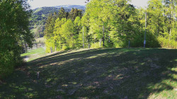 Prostřední část sjezdovky a snowpark