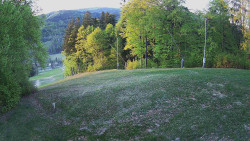 Prostřední část sjezdovky a snowpark