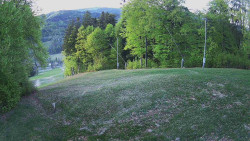 Prostřední část sjezdovky a snowpark