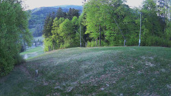 Prostřední část sjezdovky a snowpark