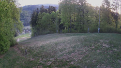 Prostřední část sjezdovky a snowpark