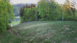 Prostřední část sjezdovky a snowpark