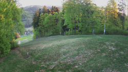 Prostřední část sjezdovky a snowpark