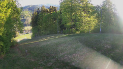 Prostřední část sjezdovky a snowpark