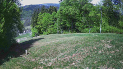 Prostřední část sjezdovky a snowpark