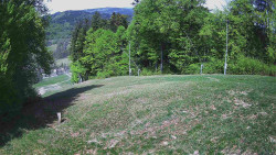 Prostřední část sjezdovky a snowpark