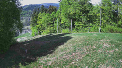 Prostřední část sjezdovky a snowpark