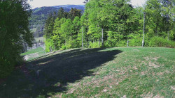 Prostřední část sjezdovky a snowpark