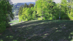Prostřední část sjezdovky a snowpark