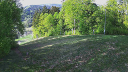 Prostřední část sjezdovky a snowpark