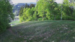 Prostřední část sjezdovky a snowpark