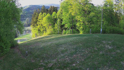 Prostřední část sjezdovky a snowpark