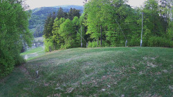 Prostřední část sjezdovky a snowpark