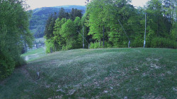Prostřední část sjezdovky a snowpark