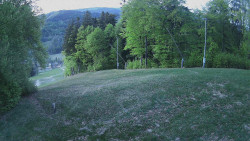 Prostřední část sjezdovky a snowpark