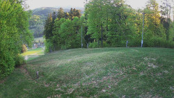 Prostřední část sjezdovky a snowpark