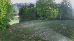 Prostřední část sjezdovky a snowpark