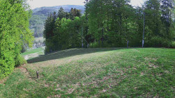 Prostřední část sjezdovky a snowpark