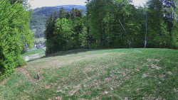 Prostřední část sjezdovky a snowpark