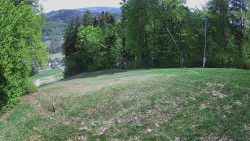 Prostřední část sjezdovky a snowpark