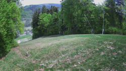 Prostřední část sjezdovky a snowpark