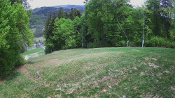 Prostřední část sjezdovky a snowpark