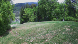 Prostřední část sjezdovky a snowpark