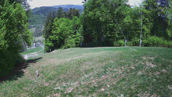 Prostřední část sjezdovky a snowpark
