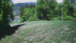 Prostřední část sjezdovky a snowpark