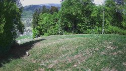 Prostřední část sjezdovky a snowpark