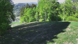 Prostřední část sjezdovky a snowpark