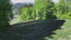 Prostřední část sjezdovky a snowpark
