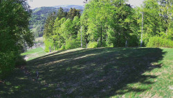 Prostřední část sjezdovky a snowpark