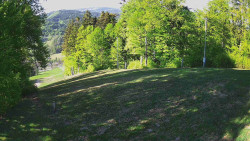 Prostřední část sjezdovky a snowpark
