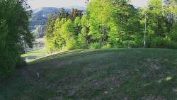Prostřední část sjezdovky a snowpark