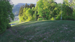 Prostřední část sjezdovky a snowpark