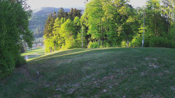 Prostřední část sjezdovky a snowpark