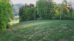 Prostřední část sjezdovky a snowpark