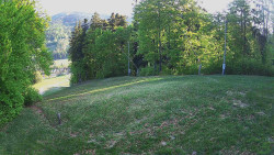 Prostřední část sjezdovky a snowpark