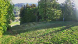 Prostřední část sjezdovky a snowpark