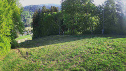 Prostřední část sjezdovky a snowpark