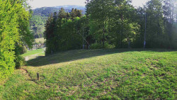 Prostřední část sjezdovky a snowpark