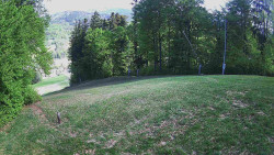Prostřední část sjezdovky a snowpark