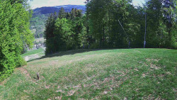 Prostřední část sjezdovky a snowpark