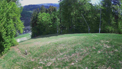 Prostřední část sjezdovky a snowpark